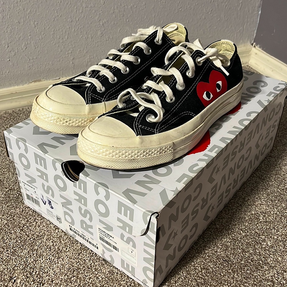 Comme Des Garçon Converse Play Low